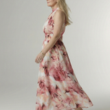 Sanja | Robe midi à bretelles avec taille froncée