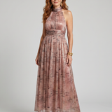 Marija | Robe midi sans manches avec finition texturée