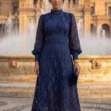 Robe Élégante Carmona en Soie – Maison Claire et Sylvie